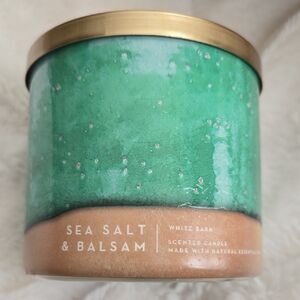 White Barn Sea Salt & Balsam Candle Bath & Body